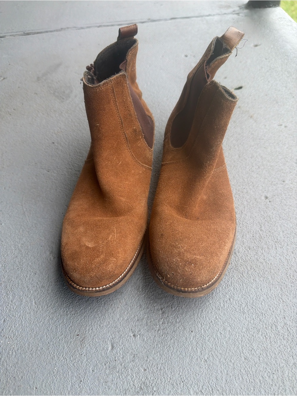 Crevo Tan Suede Chukka Boots